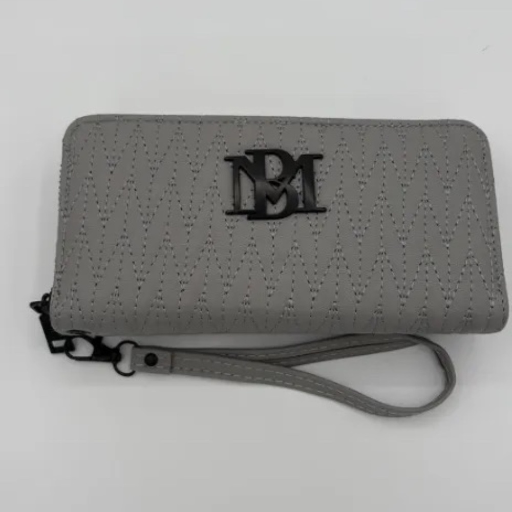 Flash Sale - Badgley Mischka Vegan Leather Wallet - Phone Pocket And Wristlet